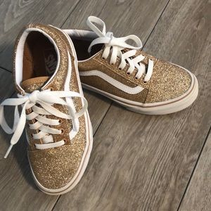 Vans Old Skool Glitter Skate Shoe - Amberlight -Size 2.5 Little Girl